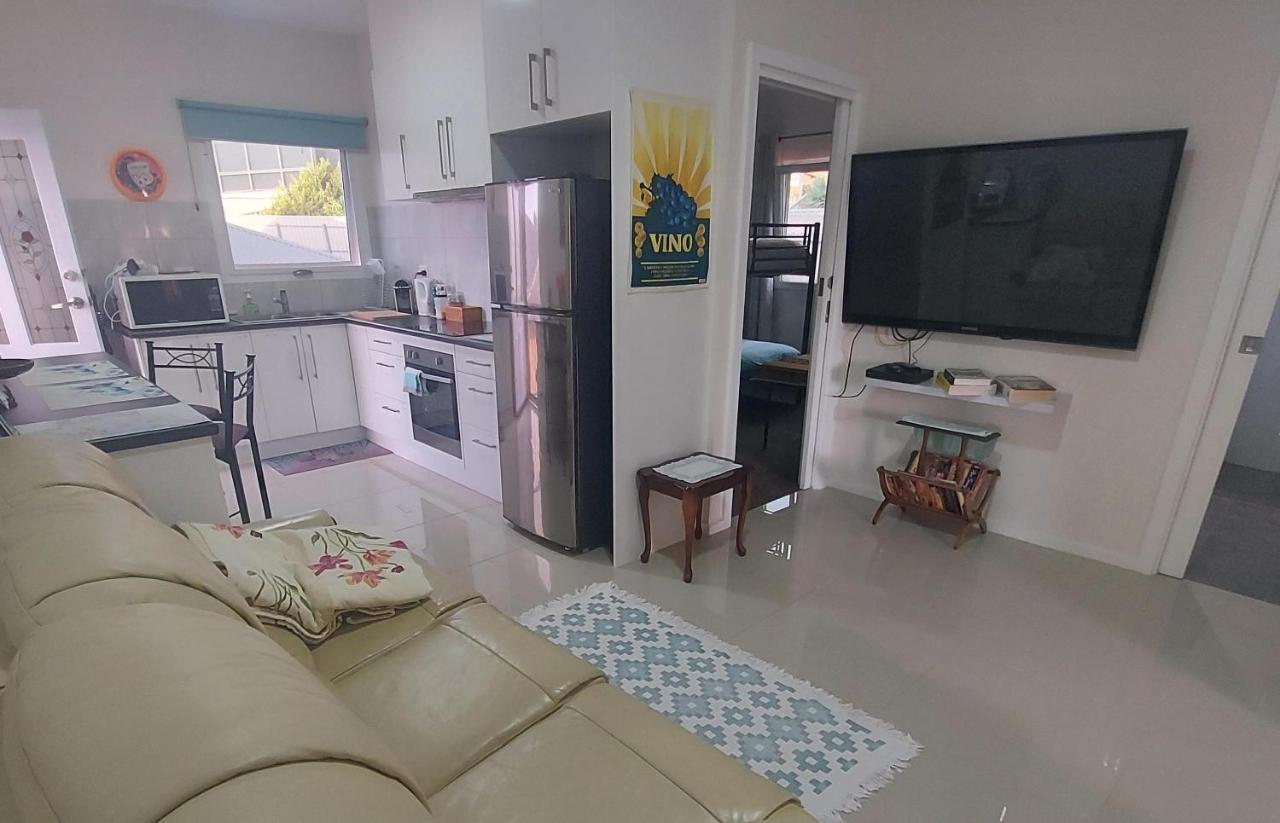 Cascabelbnb Private 2Br Apartment Noarlunga المظهر الخارجي الصورة